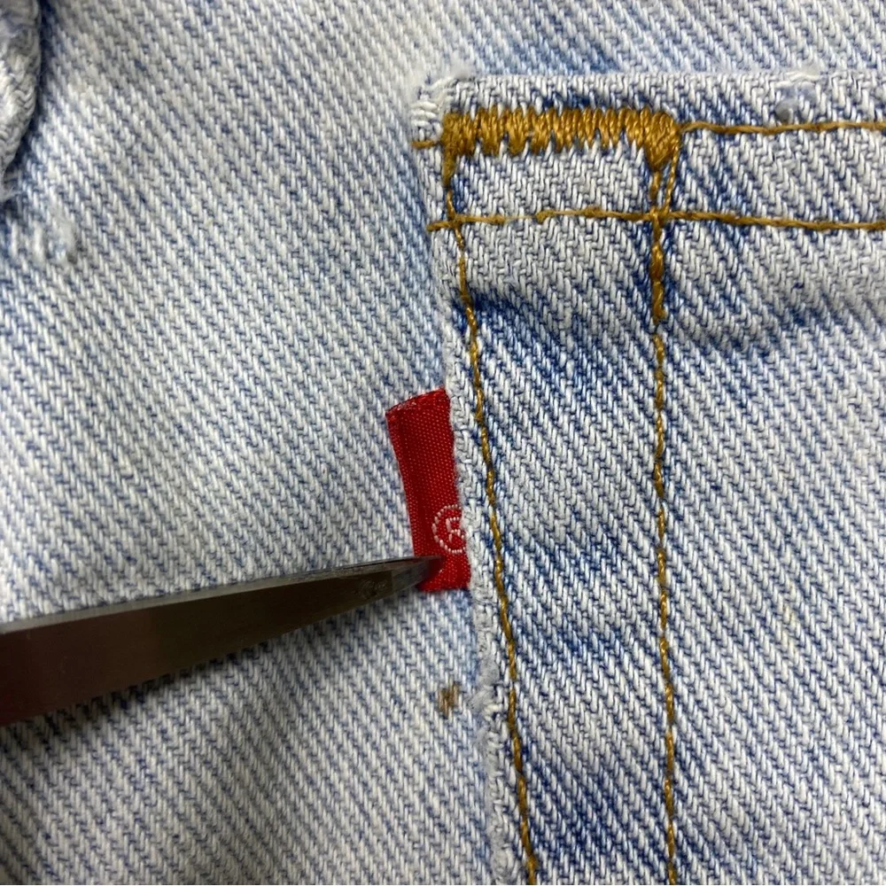 Vintage Levis Blank Tab 505xx 34X30 Measured‎ (32X28 )Thrashed Paint Jeans USA
